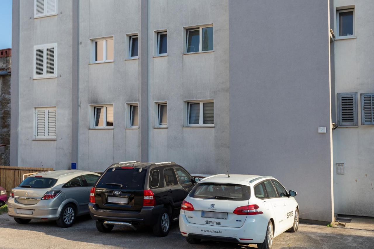 Izis Centar Pule