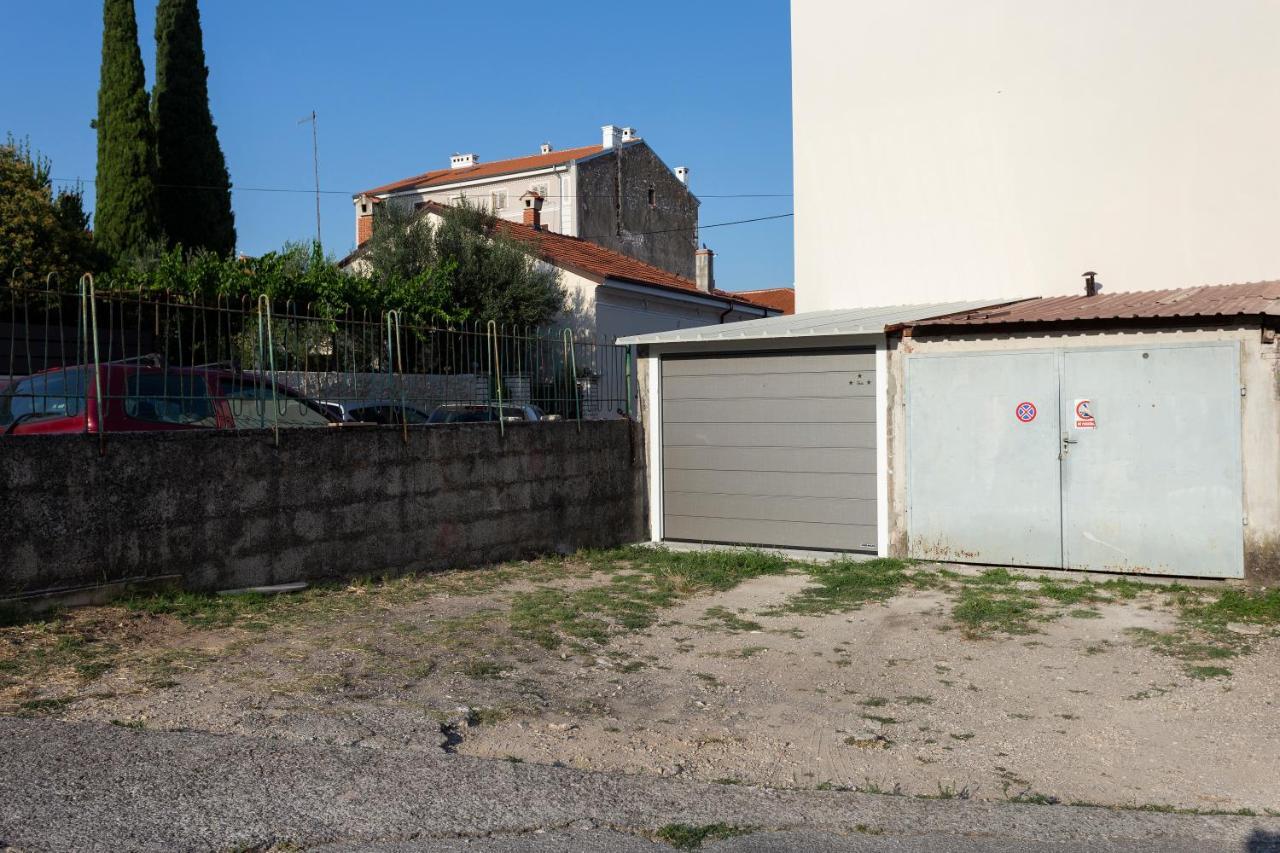 Apartman Izis Centar Pule *