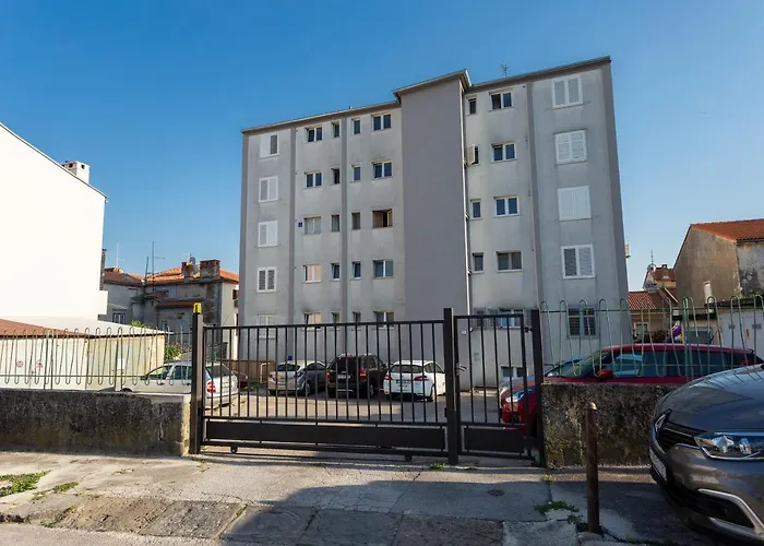 Apartman Izis Centar Pule